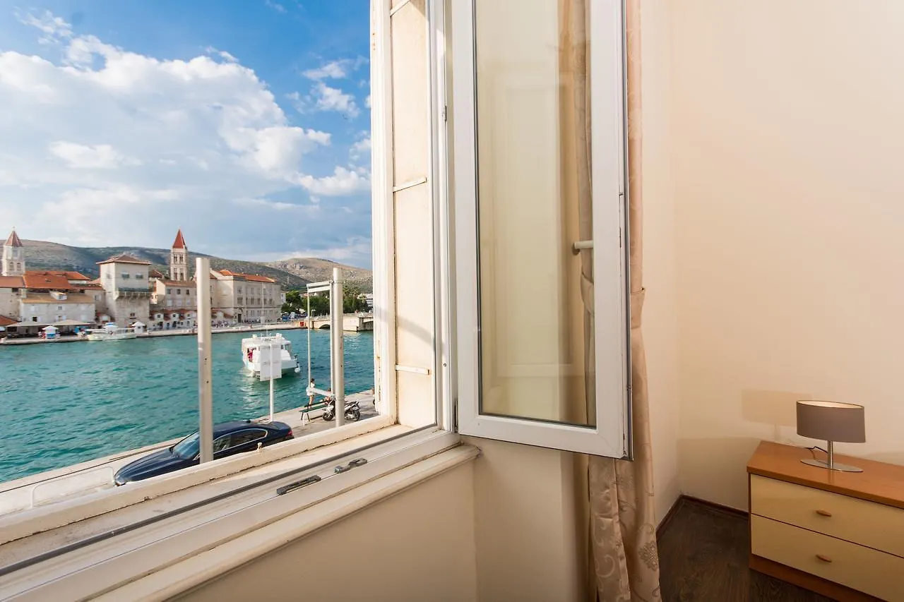 Rooms Villa Liza Trogir Kroatië