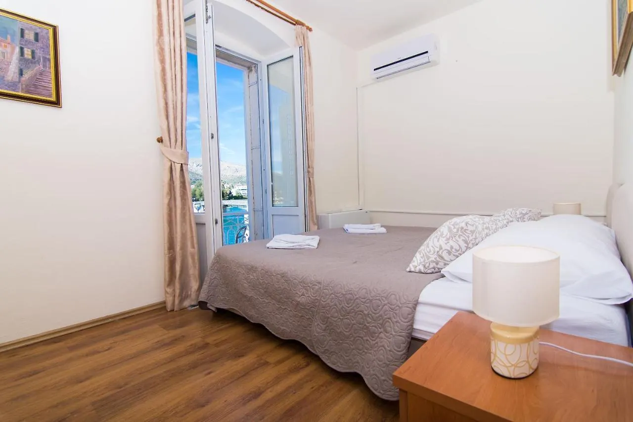 Rooms Villa Liza Trogir Gasthuis