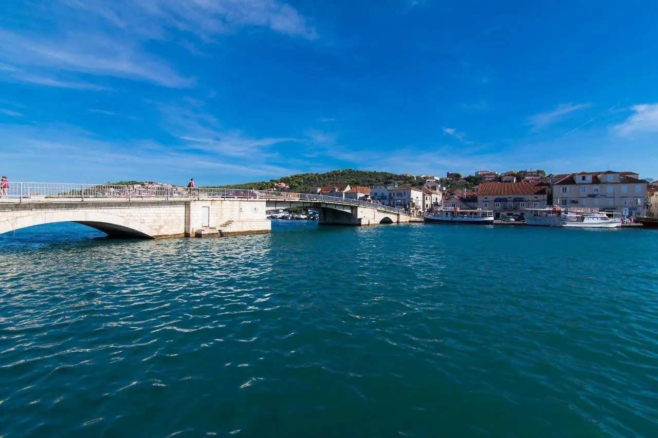 Rooms Villa Liza Trogir 3*,  Kroatië