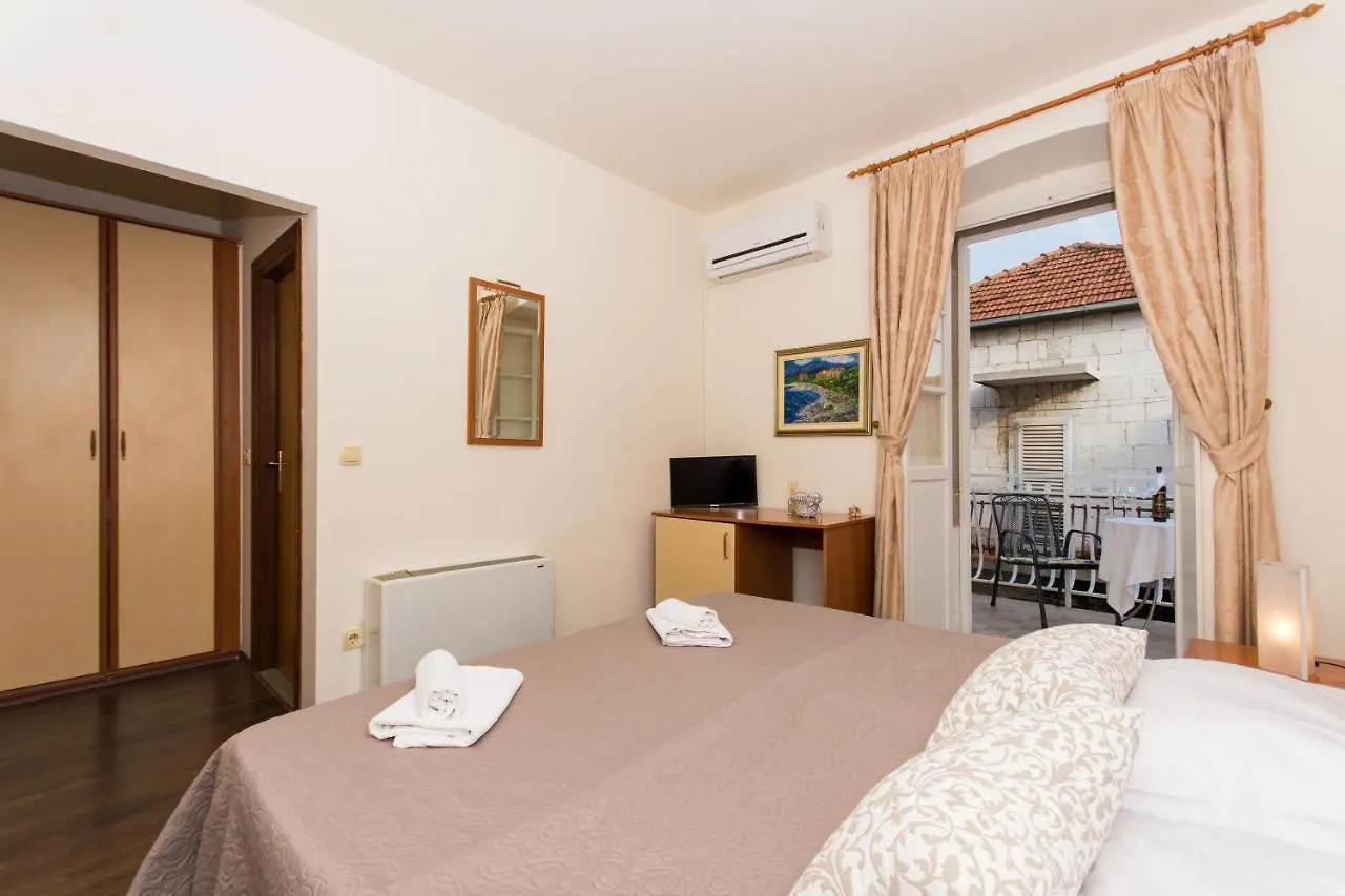 Rooms Villa Liza Trogir Penzion