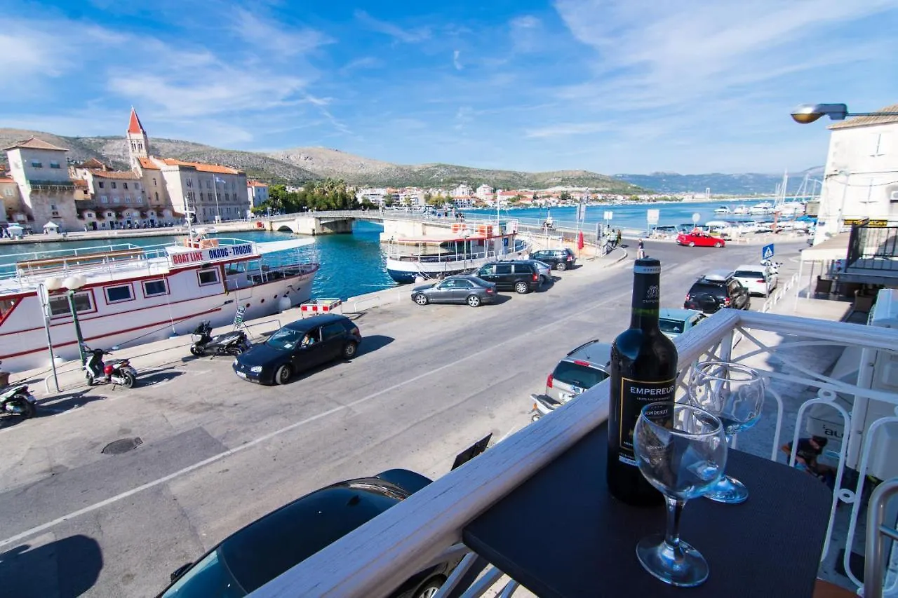 Rooms Villa Liza Trogir Chorvatsko